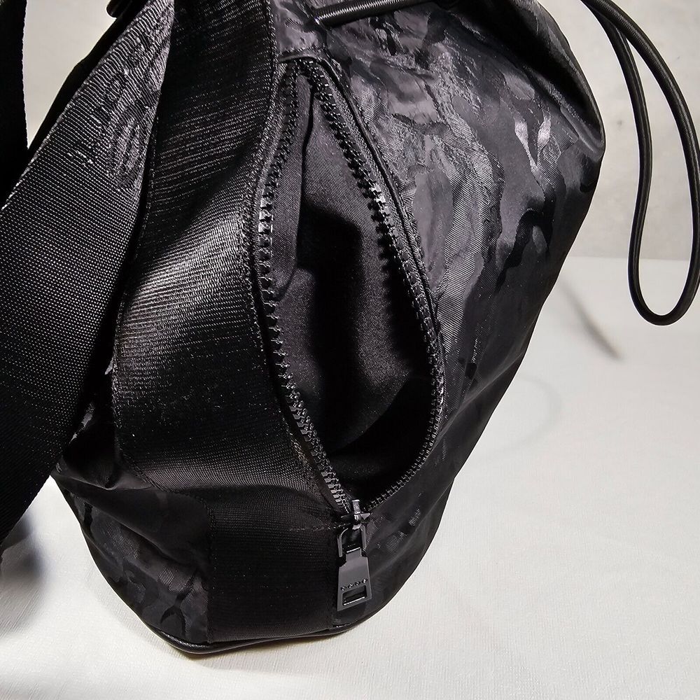 Bebe Sport Convertible Bucket Shoulder Bag Drawstring Zippered Camo Black Womens - Picture 6 of 16